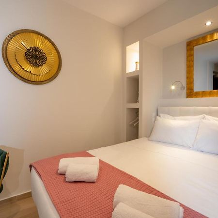 Dema Luxury Suites - Perikleous E1 雅典 外观 照片