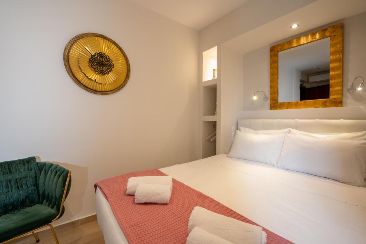 Dema Luxury Suites - Perikleous E1 雅典 外观 照片